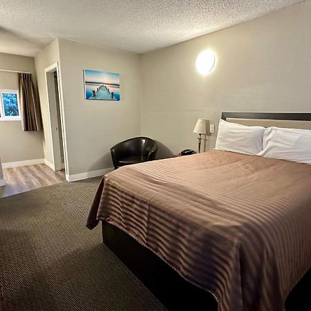 Valemount Vacation Inn Buitenkant foto
